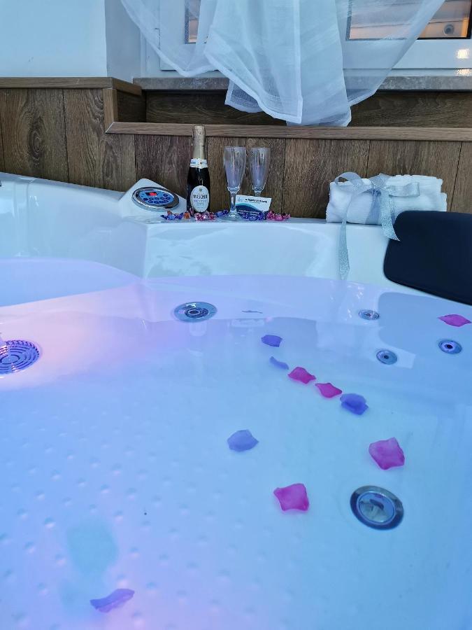 Il Mare Di Roma Deluxe Hotell Lido di Ostia Eksteriør bilde