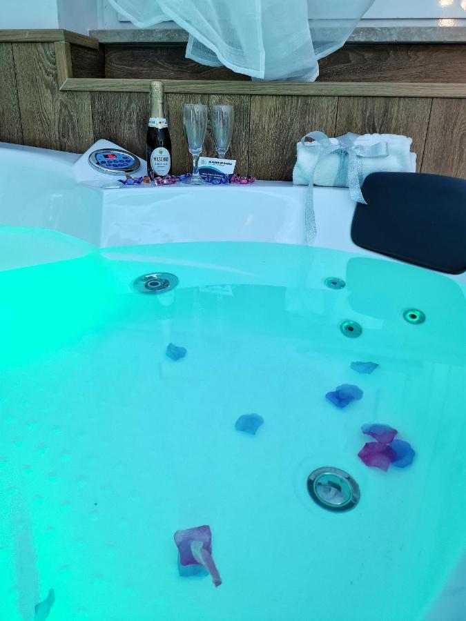 Il Mare Di Roma Deluxe Hotell Lido di Ostia Eksteriør bilde